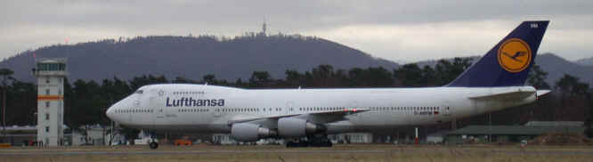 YM nach der Landung in Karlsruhe