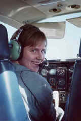 Img03a.jpg (18988 Byte)